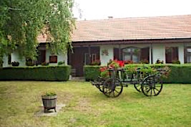 Simai-Udulohaz-20746-20746-2