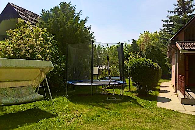 Betti-Udulohaz-24132-24132-4