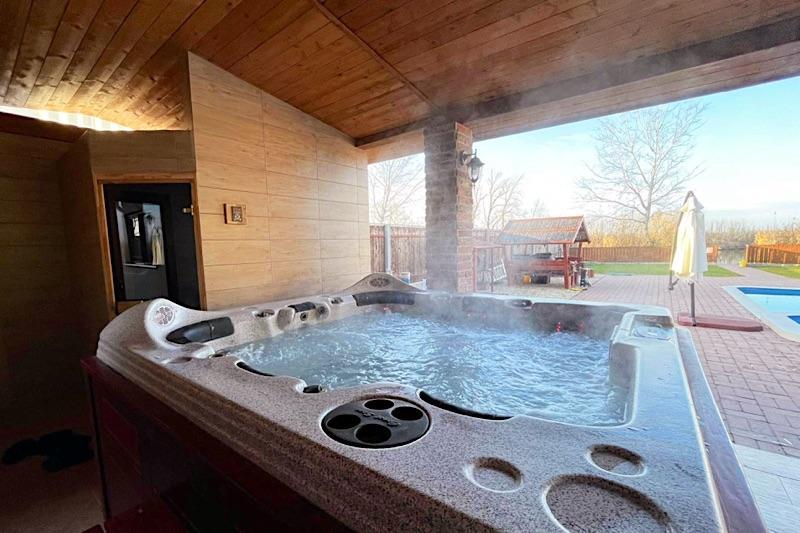 Csillag-Udulohaz-63900-63900-1