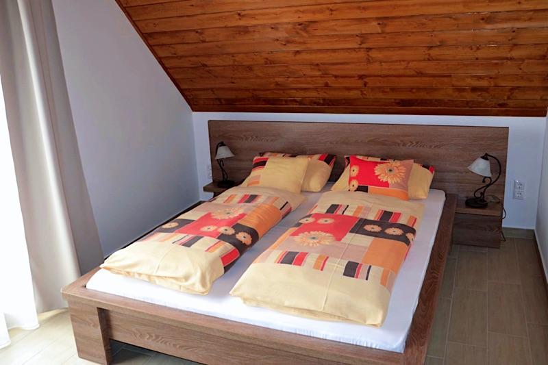 Csillag-Udulohaz-63900-63900-7