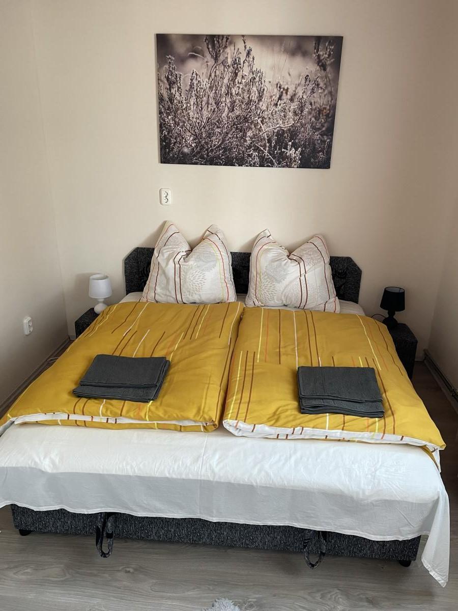 Dorka-Udulohaz-60569-60569-2