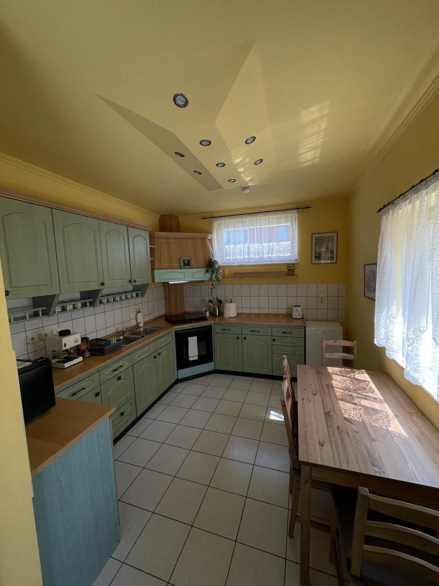 Dorka-Udulohaz-60569-60569-3