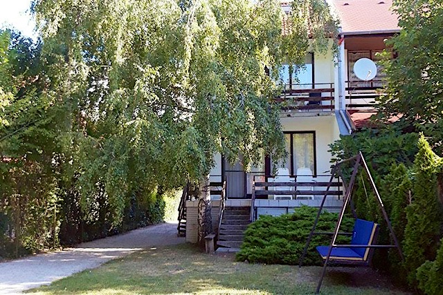 Erzsebet-Udulohaz-24987-24987-1