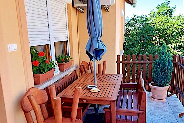 Fenyves-Udulohaz-25051-25051-7