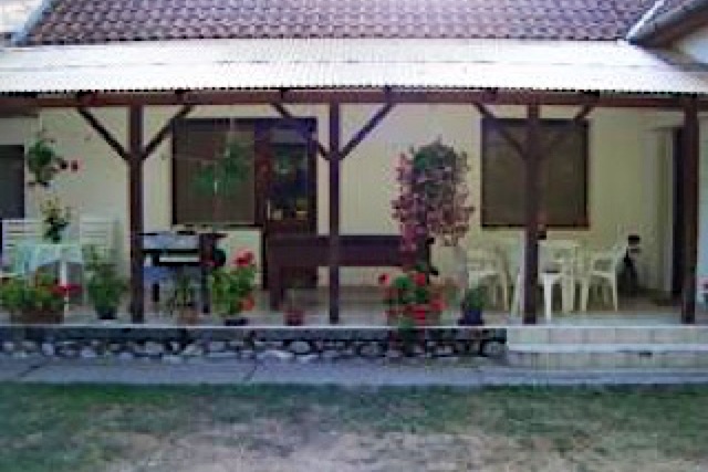 Fonagy-Udulohaz-22672-22672-2