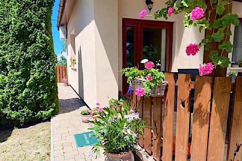 Franka-Udulohaz-27615-27615-6
