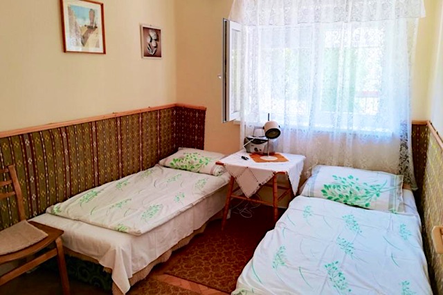 Haraszt-Udulohaz-23967-23967-2