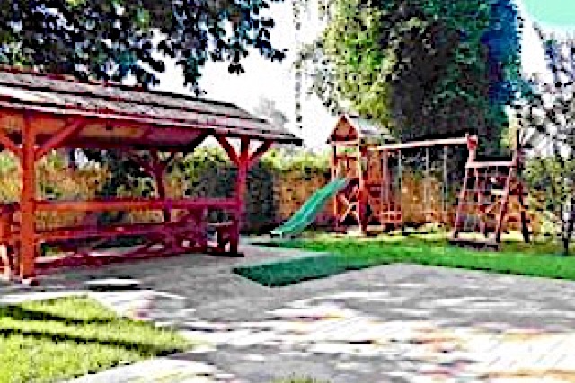 Harsfa-Utca-Udulohaz-23680-23680-1