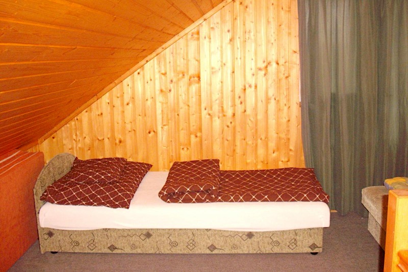 Mucha-Udulohazk-Dinnyelaposi-18166-18166-5