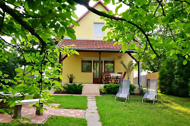Nikolett-Udulohaz-26155-26155-3