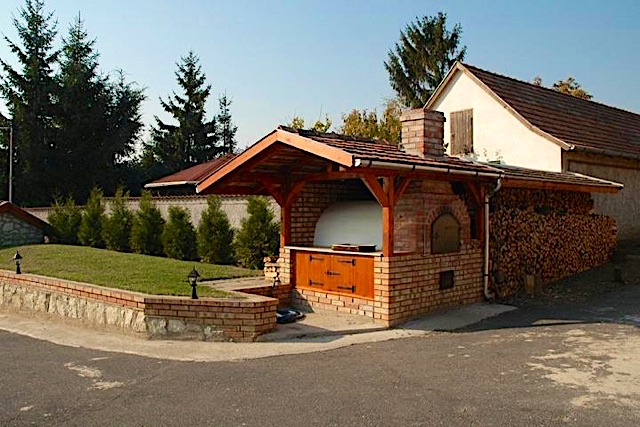 Pintes-Udulohaz-23233-23233-1