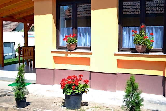 Stefania-Udulohaz-27093-27093-3