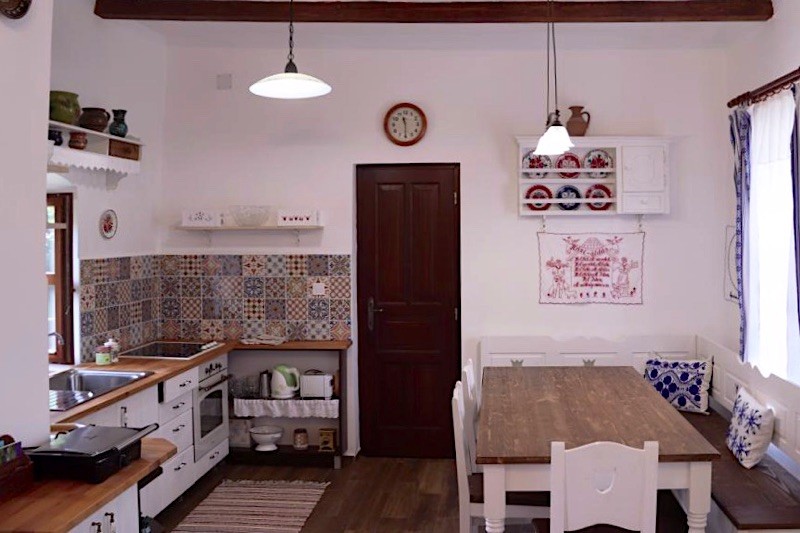 Tulipanos-Pihenohaz-71723-71723-1