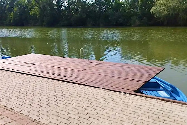 Vendi-lak-Udulohaz-23056-23056-4