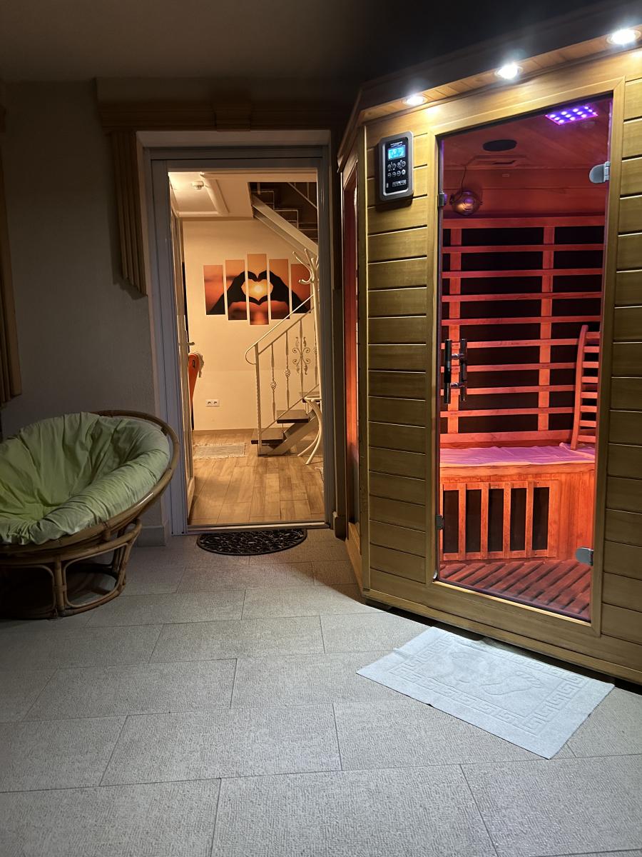 Virag-udulohaz-63918-63918-4